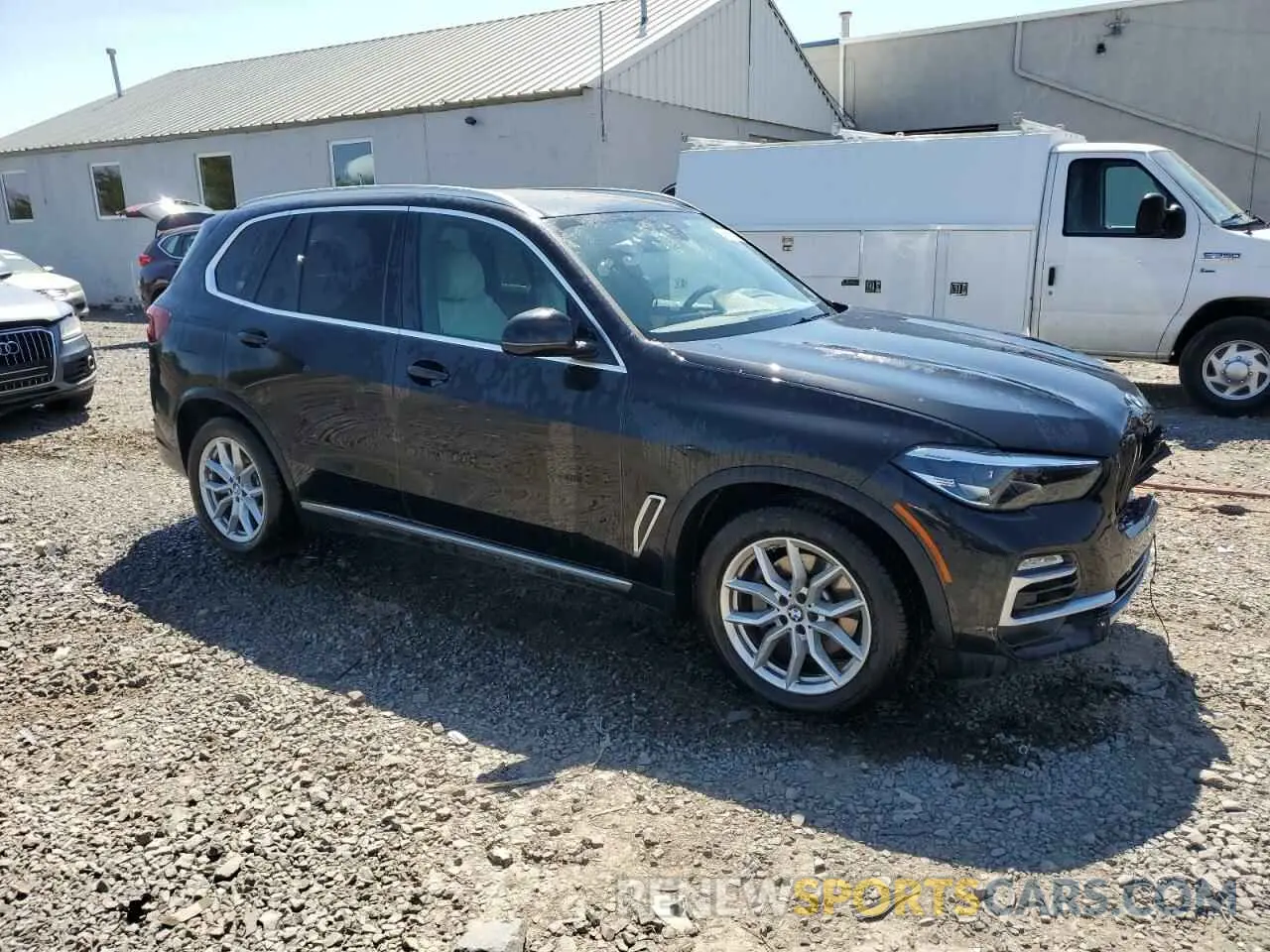4 Photograph of a damaged car 5UXCR6C06M9E51261 BMW X5 2021