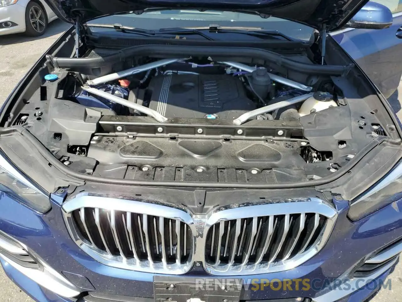 12 Photograph of a damaged car 5UXCR6C07M9F89665 BMW X5 2021