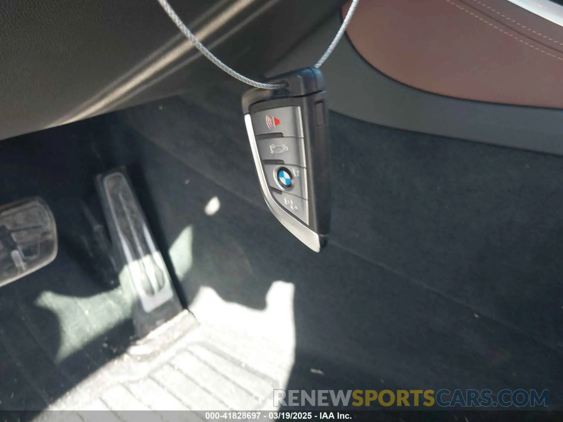 11 Фотография поврежденного автомобиля 5UXCR6C09M9F83785 BMW X5 2021