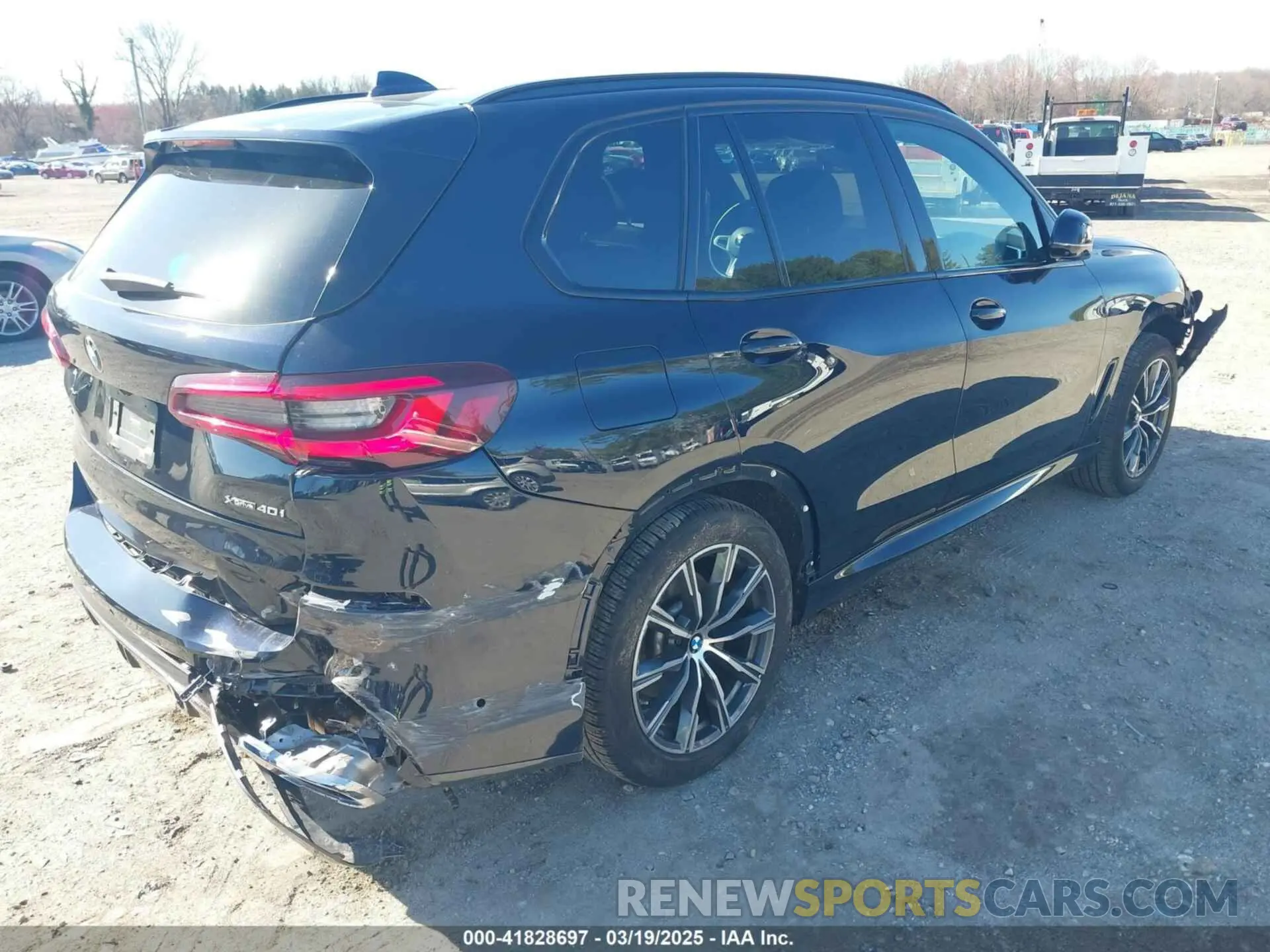 4 Фотография поврежденного автомобиля 5UXCR6C09M9F83785 BMW X5 2021