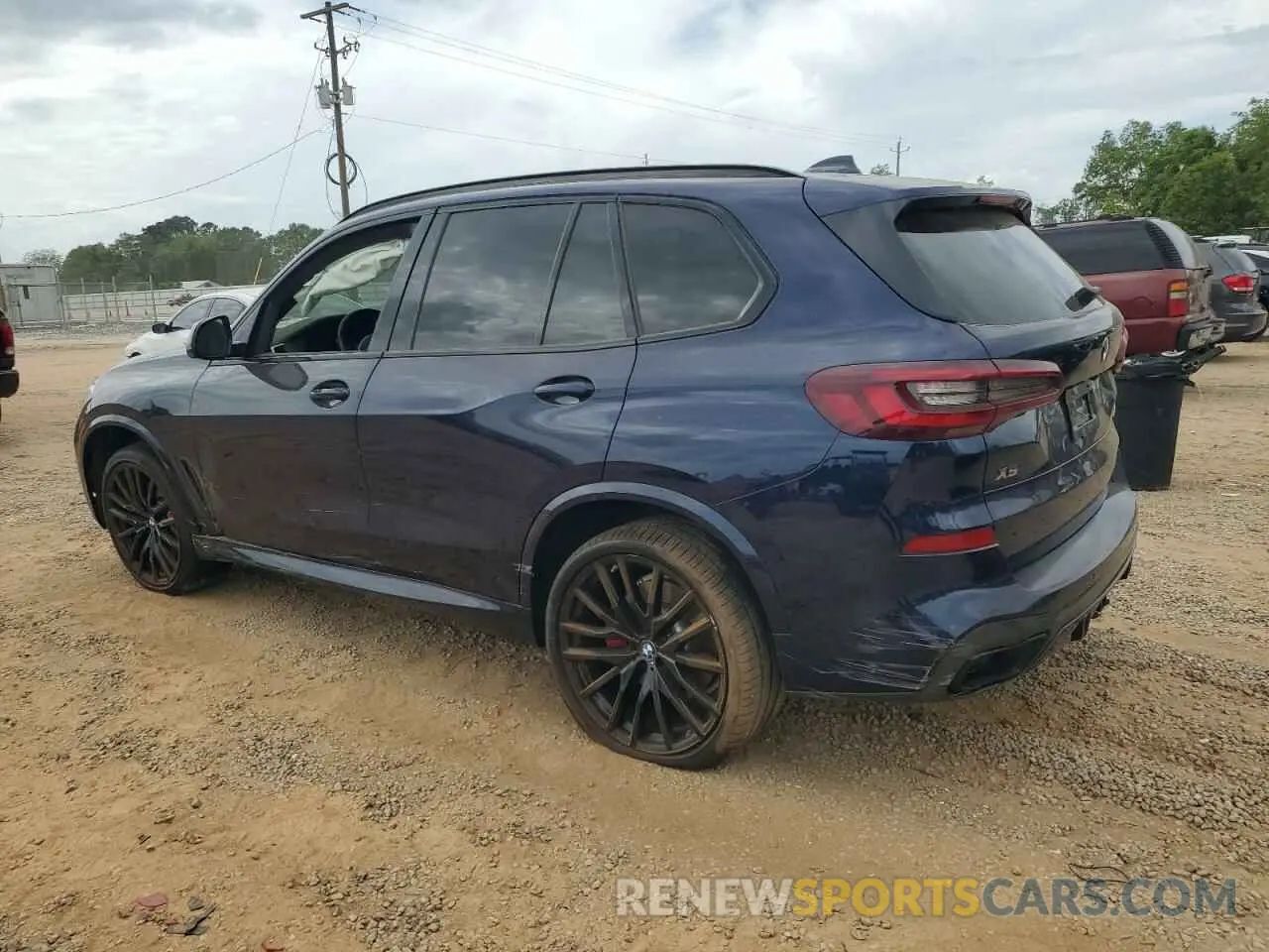 2 Photograph of a damaged car 5UXJU4C03M9H67176 BMW X5 2021