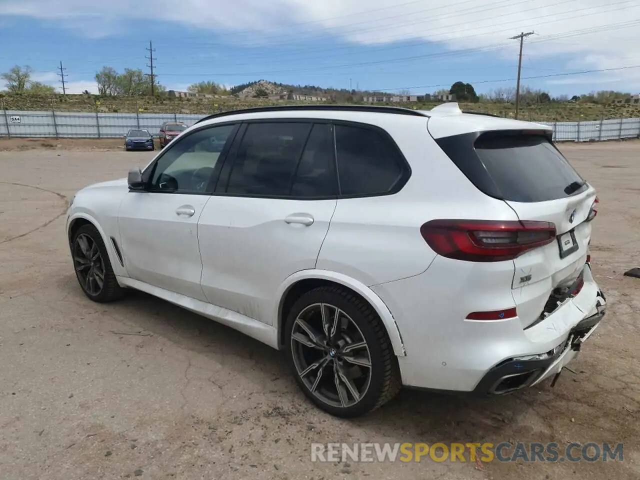 2 Фотография поврежденного автомобиля 5UXJU4C05M9E44232 BMW X5 2021