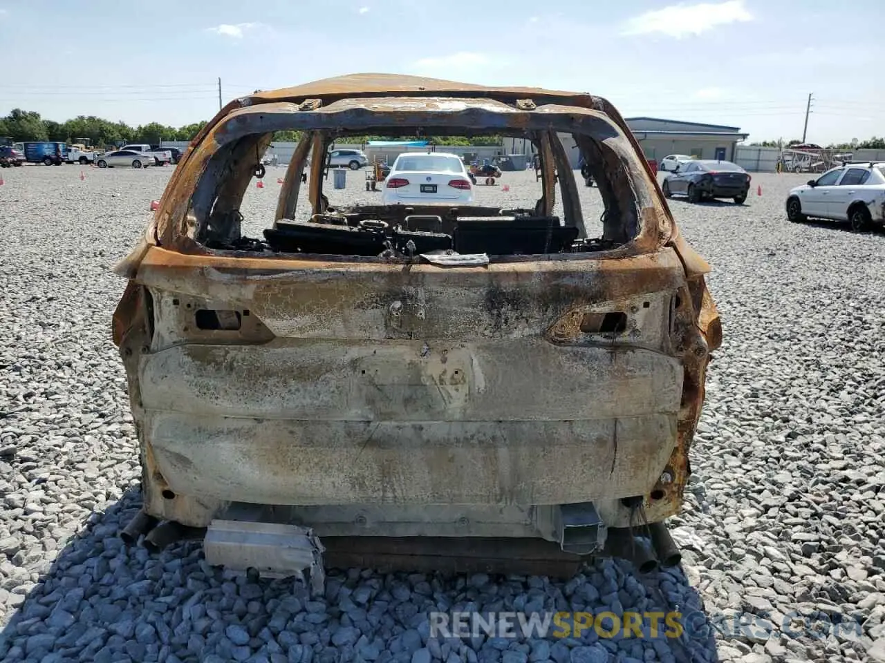 6 Фотография поврежденного автомобиля 5UXJU4C0XMLH77996 BMW X5 2021