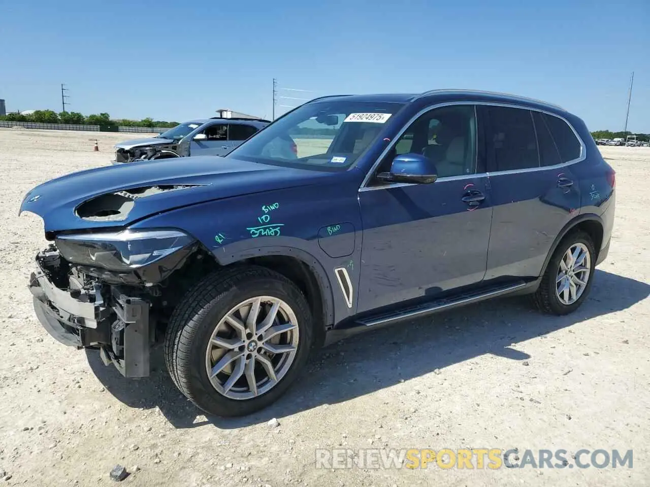 1 Фотография поврежденного автомобиля 5UXTA6C02M9F28733 BMW X5 2021