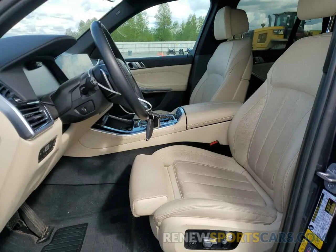 7 Photograph of a damaged car 5UXTA6C03M9H41531 BMW X5 2021