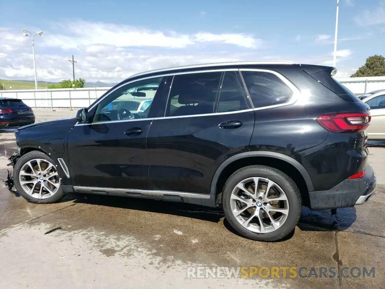2 Photograph of a damaged car 5UXTA6C09M9F01853 BMW X5 2021
