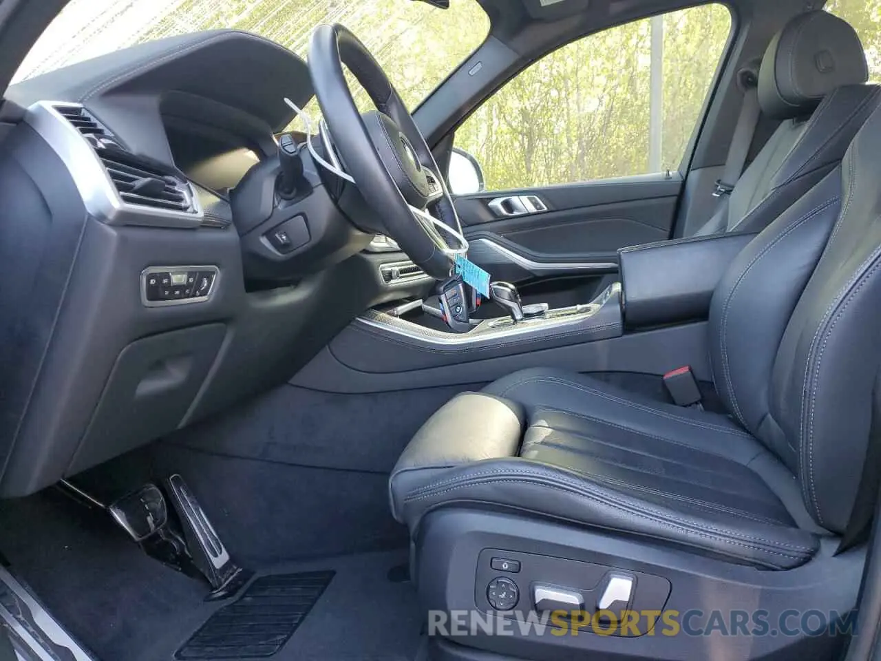7 Фотография поврежденного автомобиля 5UXTA6C0XM9E92063 BMW X5 2021