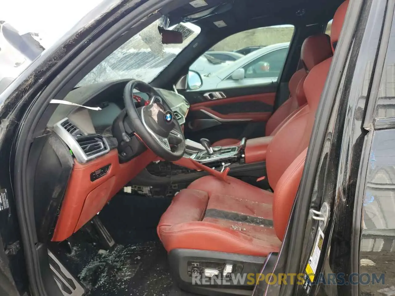 7 Photograph of a damaged car 5YMJU0C0XM9H13455 BMW X5 2021
