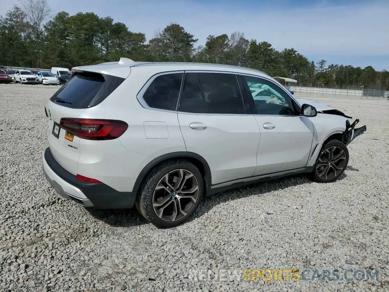 3 Photograph of a damaged car 5UXCR4C00N9K24862 BMW X5 2022