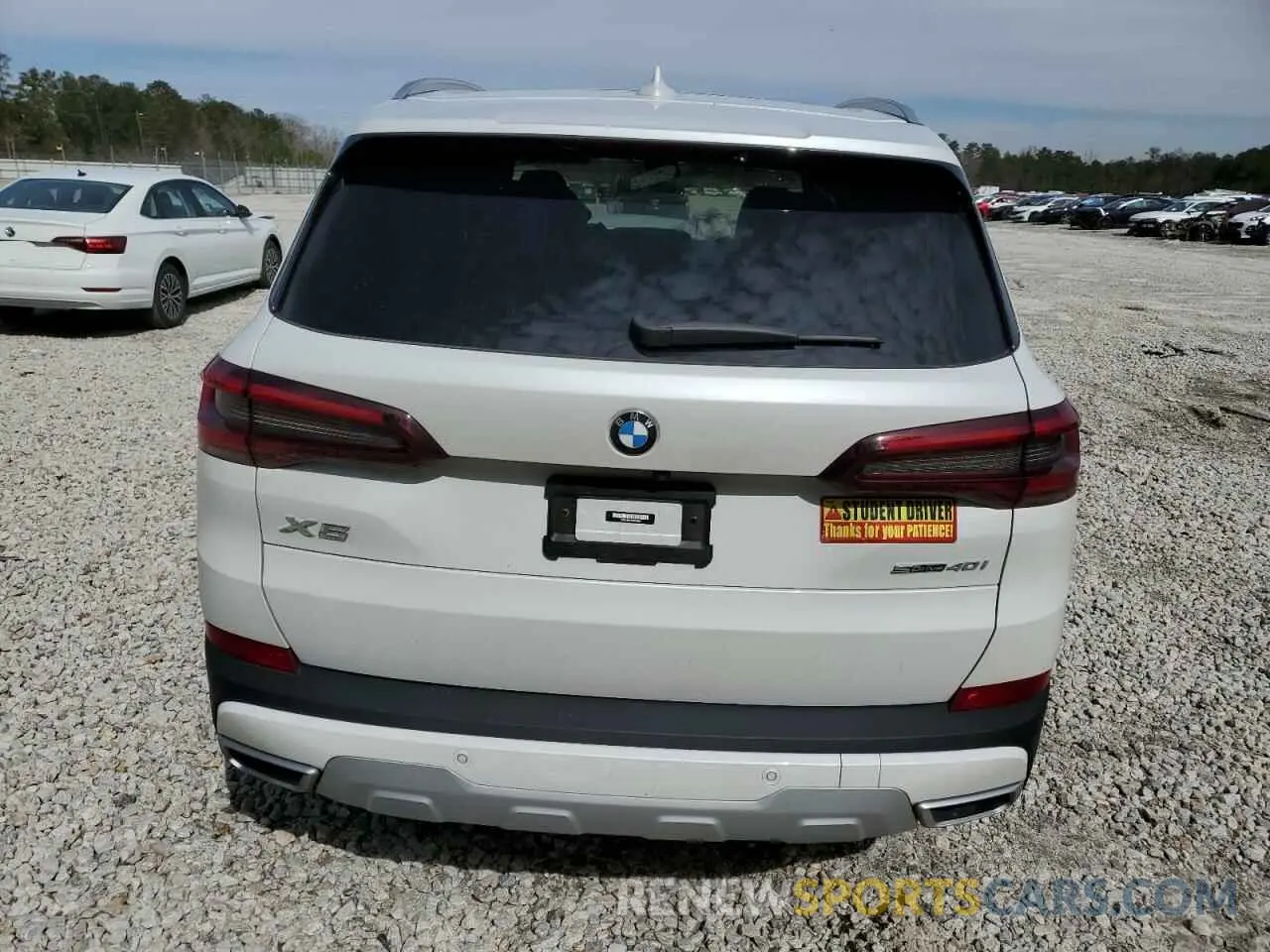6 Photograph of a damaged car 5UXCR4C00N9K24862 BMW X5 2022