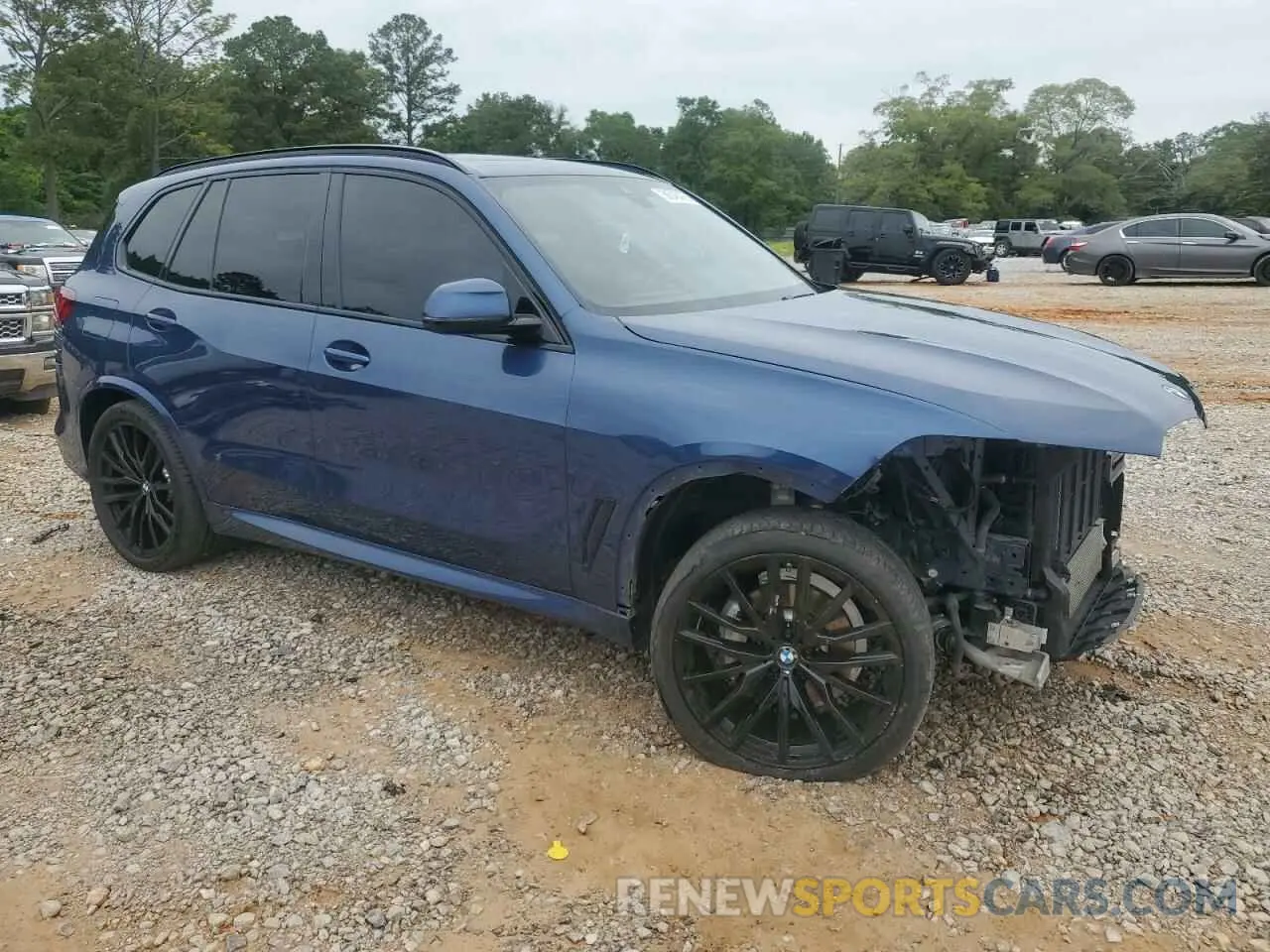 4 Photograph of a damaged car 5UXCR4C03N9M69817 BMW X5 2022