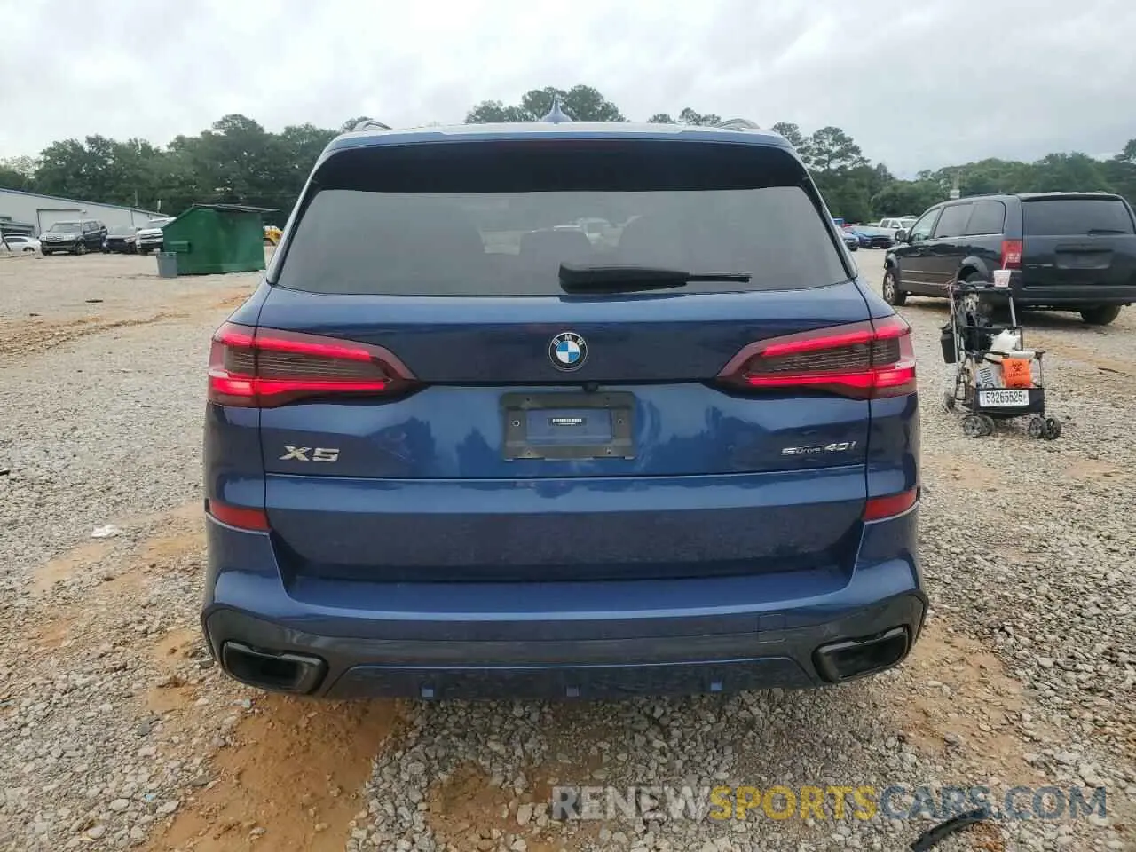 6 Photograph of a damaged car 5UXCR4C03N9M69817 BMW X5 2022