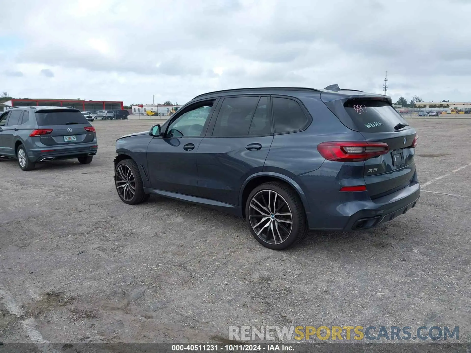 3 Photograph of a damaged car 5UXCR4C07N9M45441 BMW X5 2022