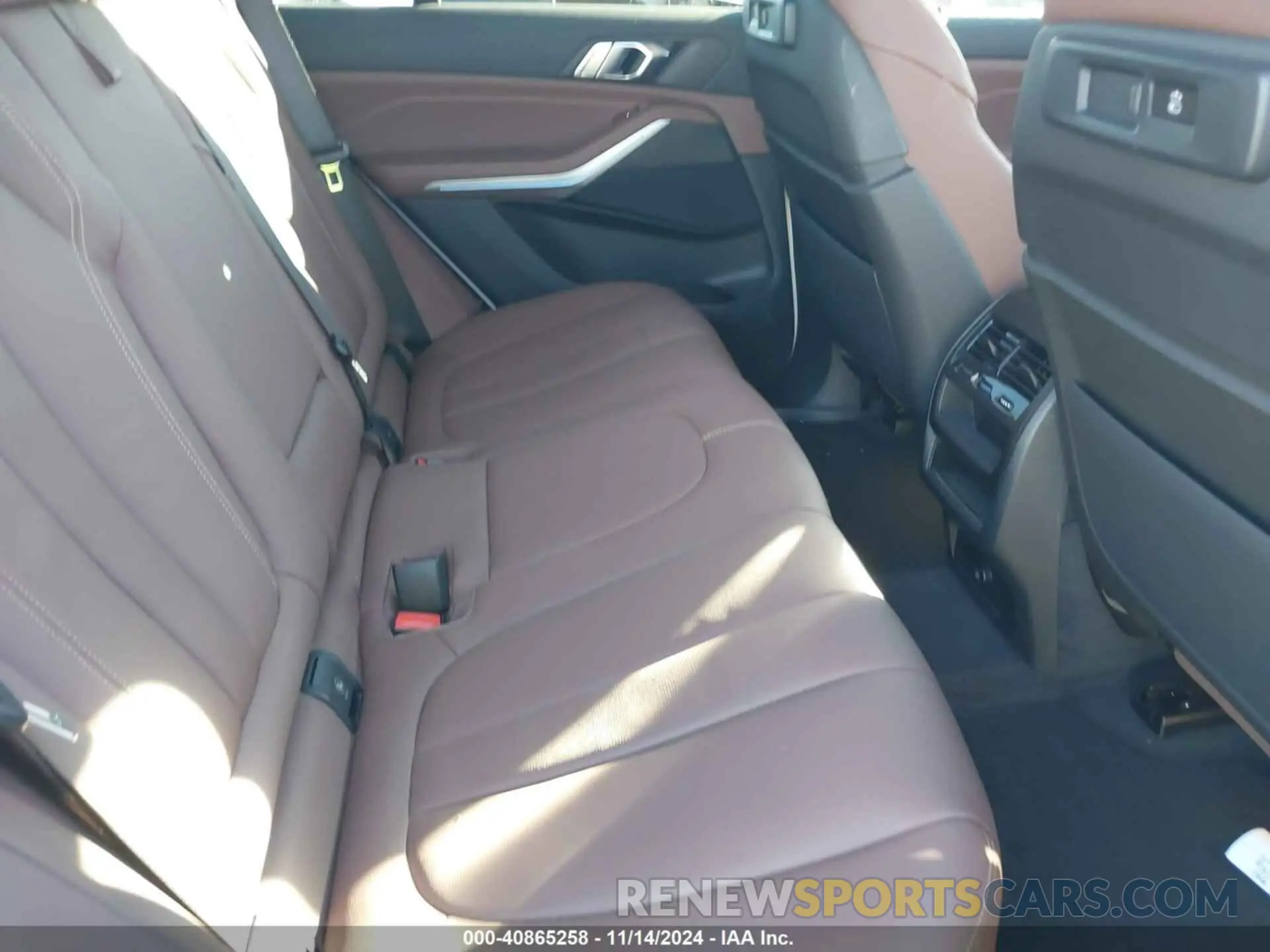 8 Фотография поврежденного автомобиля 5UXCR4C08N9M66962 BMW X5 2022