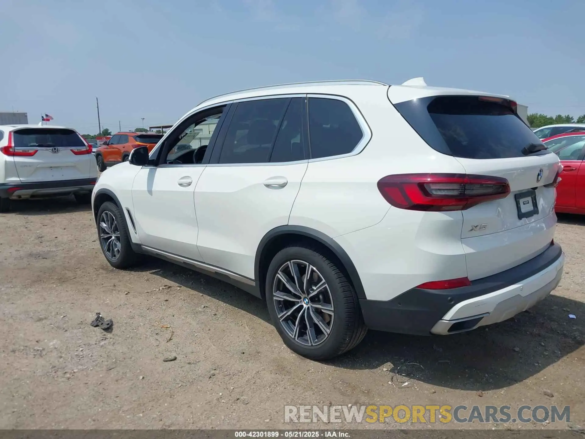 3 Фотография поврежденного автомобиля 5UXCR4C09N9N36386 BMW X5 2022