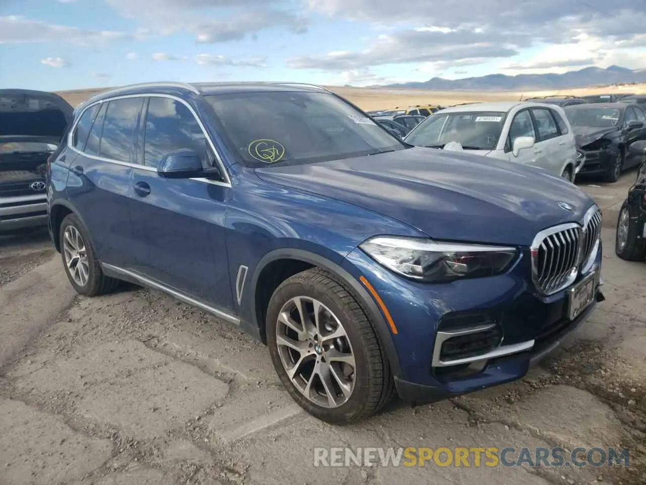 1 Photograph of a damaged car 5UXCR6C02N9J56611 BMW X5 2022