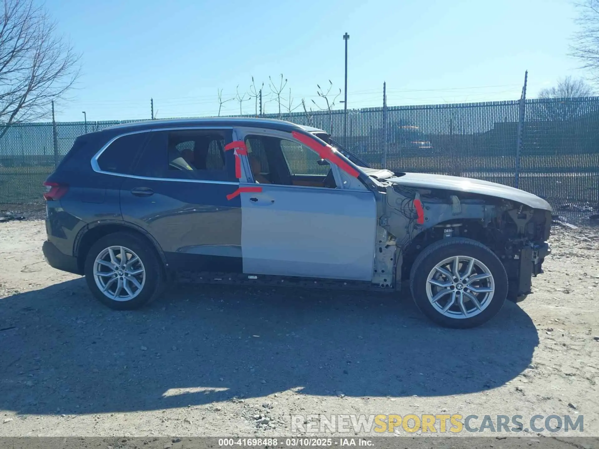 12 Фотография поврежденного автомобиля 5UXCR6C02N9J99474 BMW X5 2022