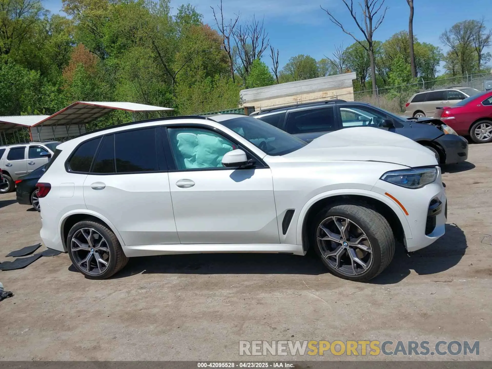 14 Фотография поврежденного автомобиля 5UXCR6C03N9L60222 BMW X5 2022