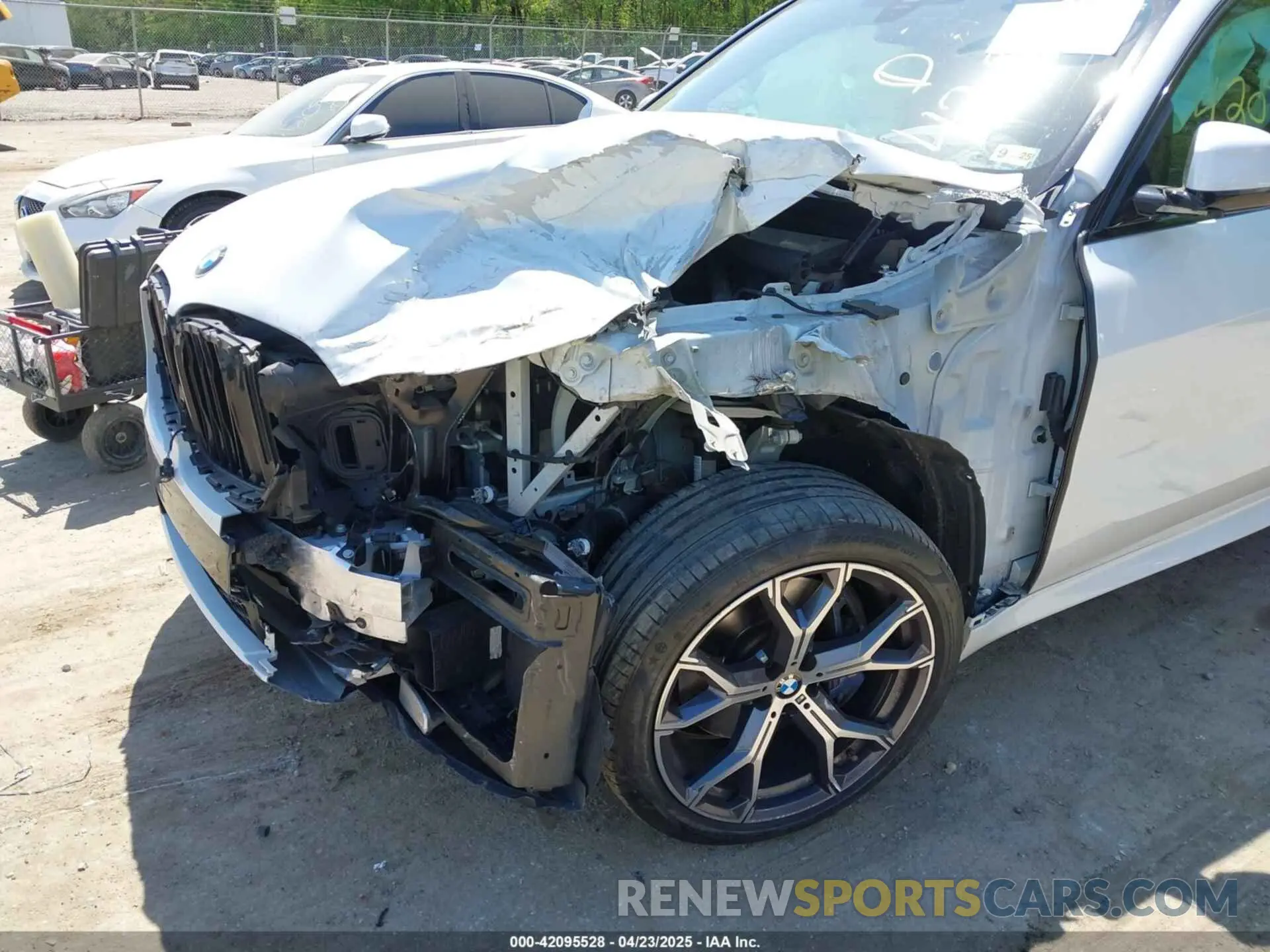 6 Фотография поврежденного автомобиля 5UXCR6C03N9L60222 BMW X5 2022
