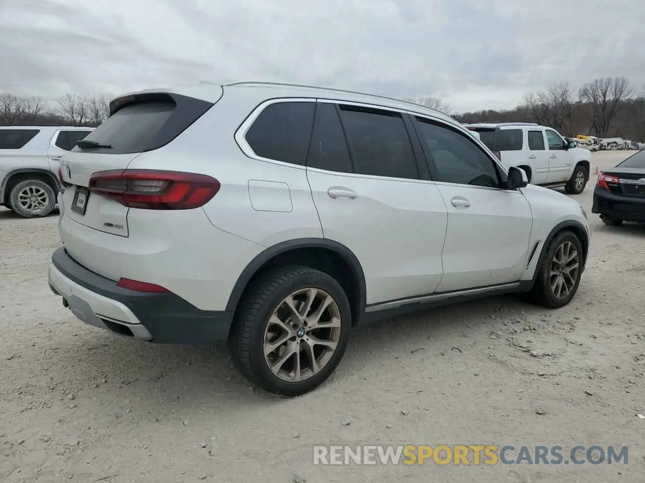 3 Фотография поврежденного автомобиля 5UXCR6C03N9N11415 BMW X5 2022