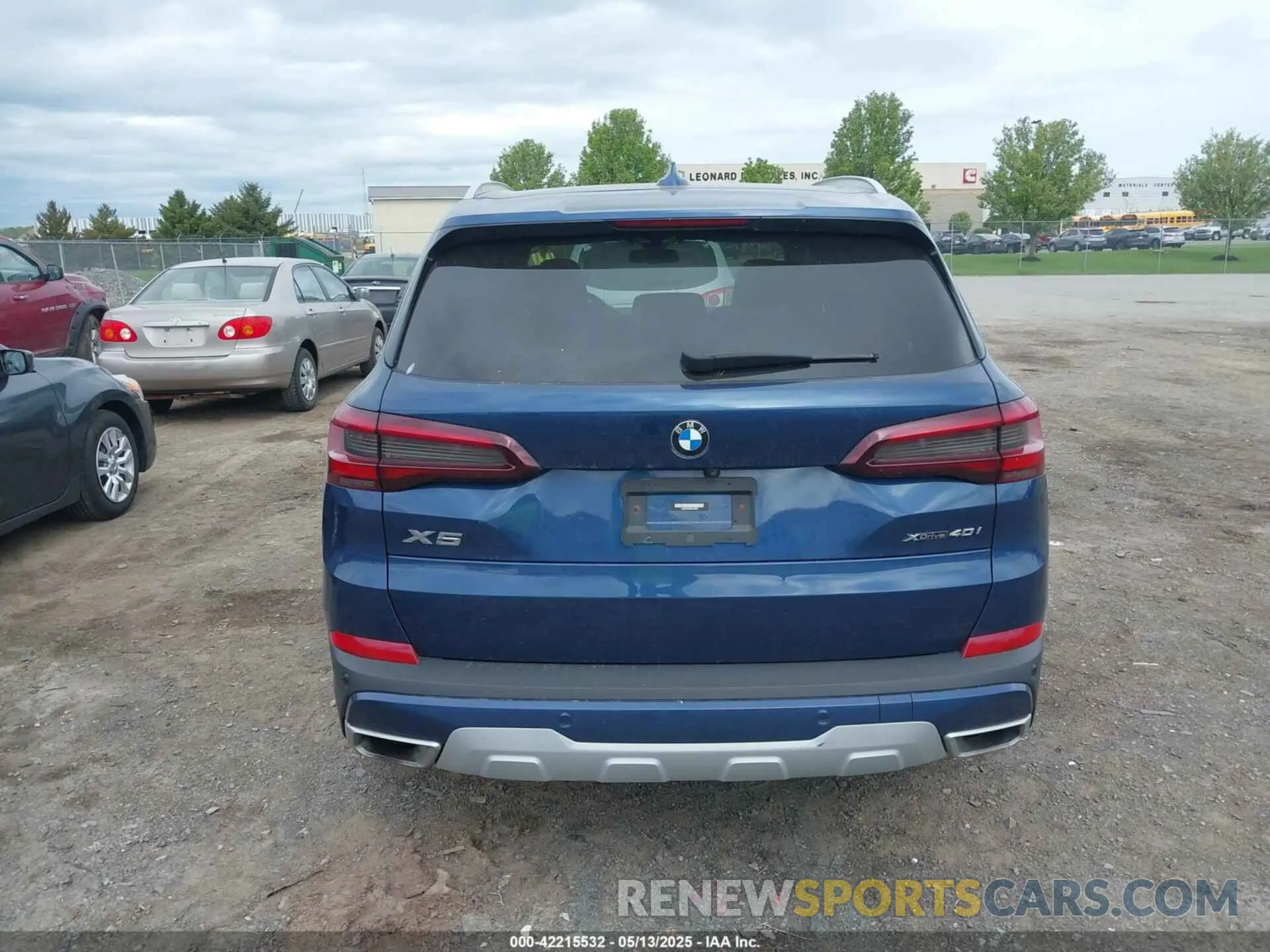 16 Photograph of a damaged car 5UXCR6C08N9J99866 BMW X5 2022