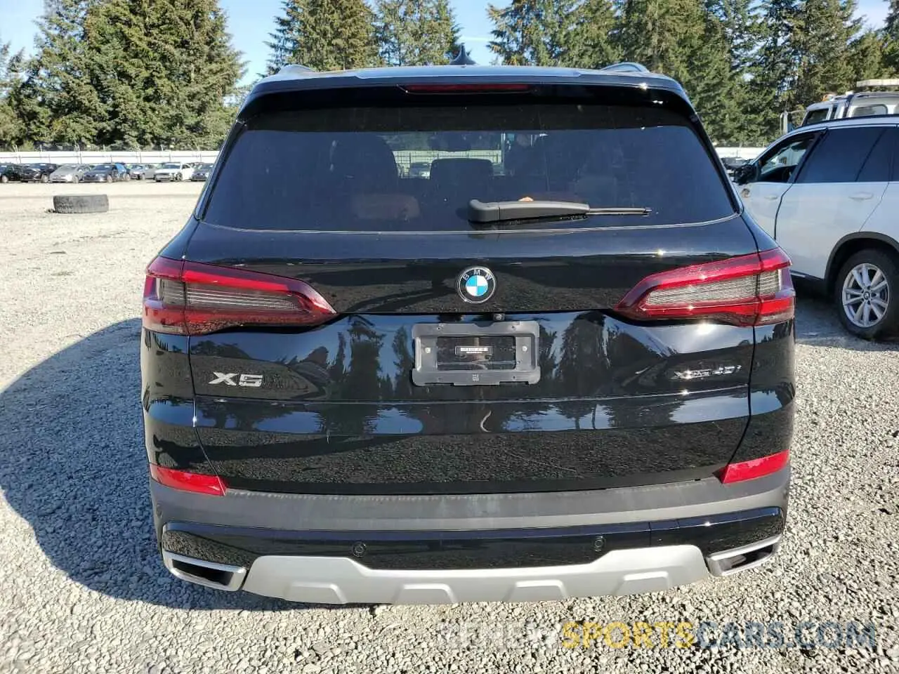 6 Photograph of a damaged car 5UXCR6C0XN9J07155 BMW X5 2022