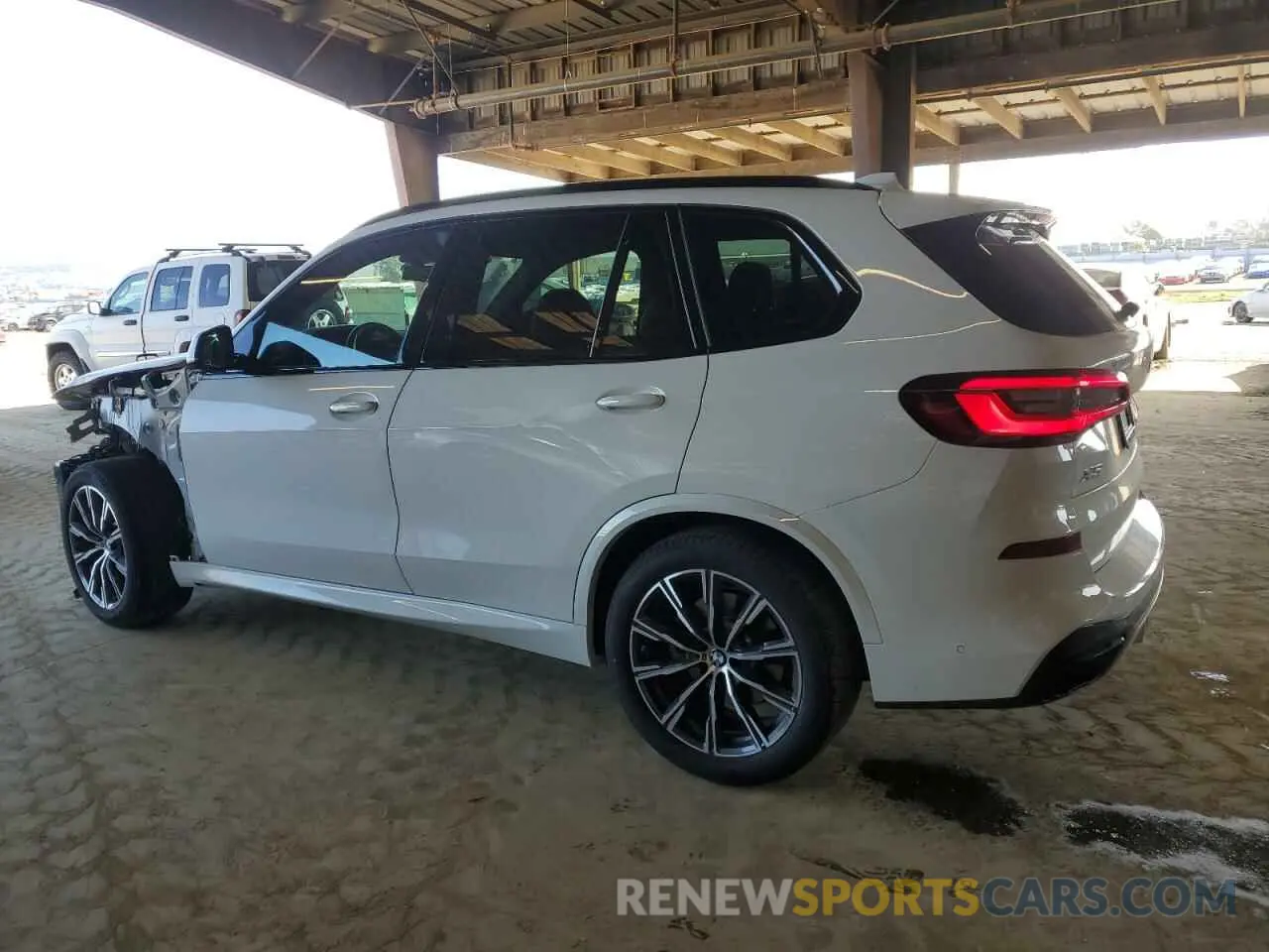 2 Фотография поврежденного автомобиля 5UXCR6C0XN9K57511 BMW X5 2022