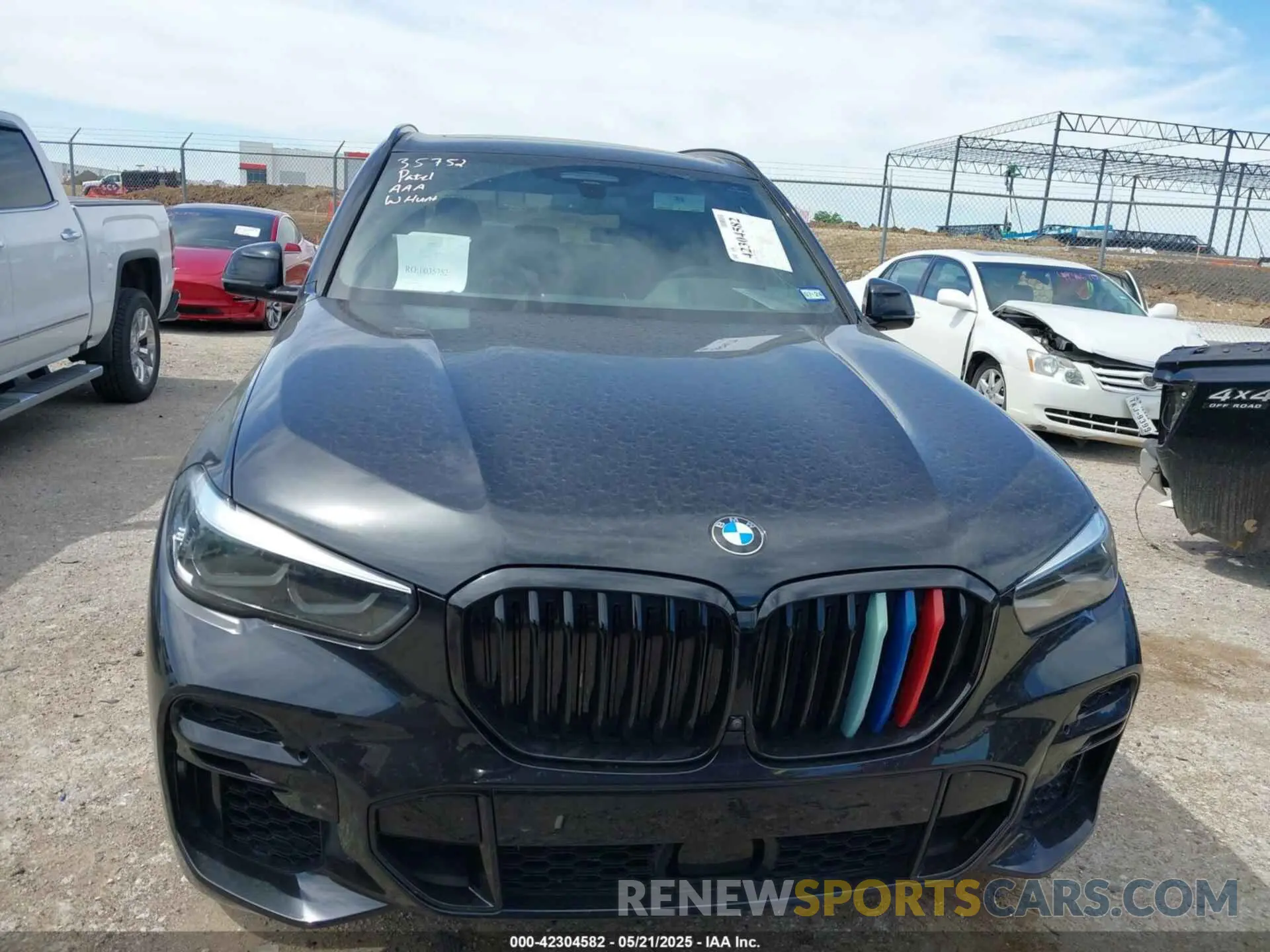 12 Фотография поврежденного автомобиля 5UXCR6C0XN9N16790 BMW X5 2022