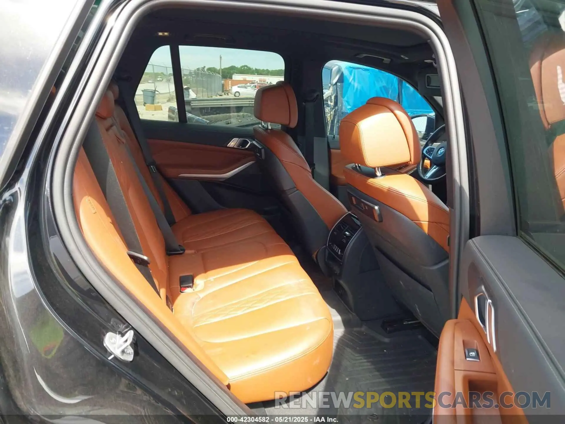 8 Фотография поврежденного автомобиля 5UXCR6C0XN9N16790 BMW X5 2022