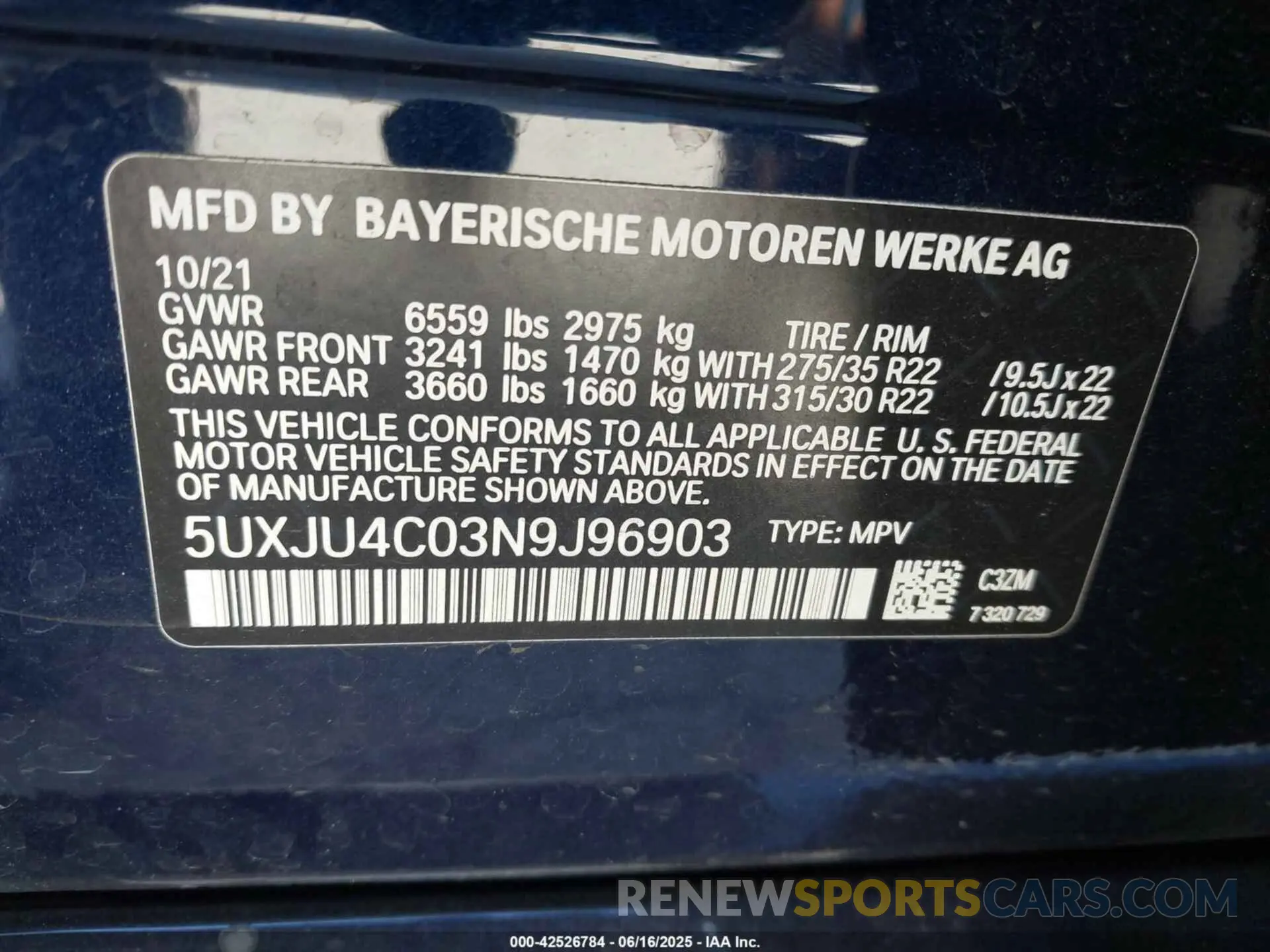 9 Photograph of a damaged car 5UXJU4C03N9J96903 BMW X5 2022