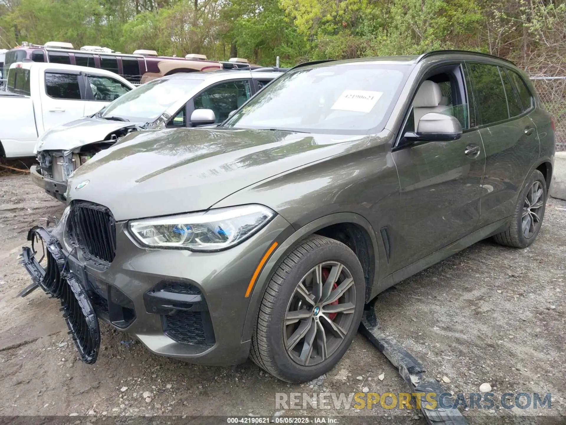 2 Photograph of a damaged car 5UXJU4C06N9M02604 BMW X5 2022