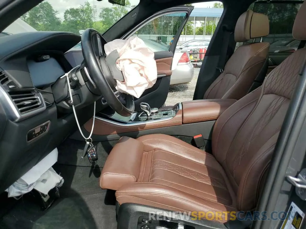 7 Photograph of a damaged car 5UXJU4C06N9M13151 BMW X5 2022