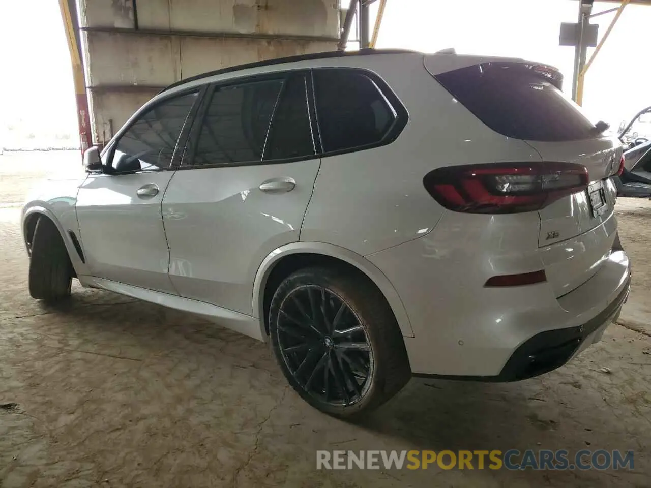 2 Фотография поврежденного автомобиля 5UXJU4C09N9L78797 BMW X5 2022