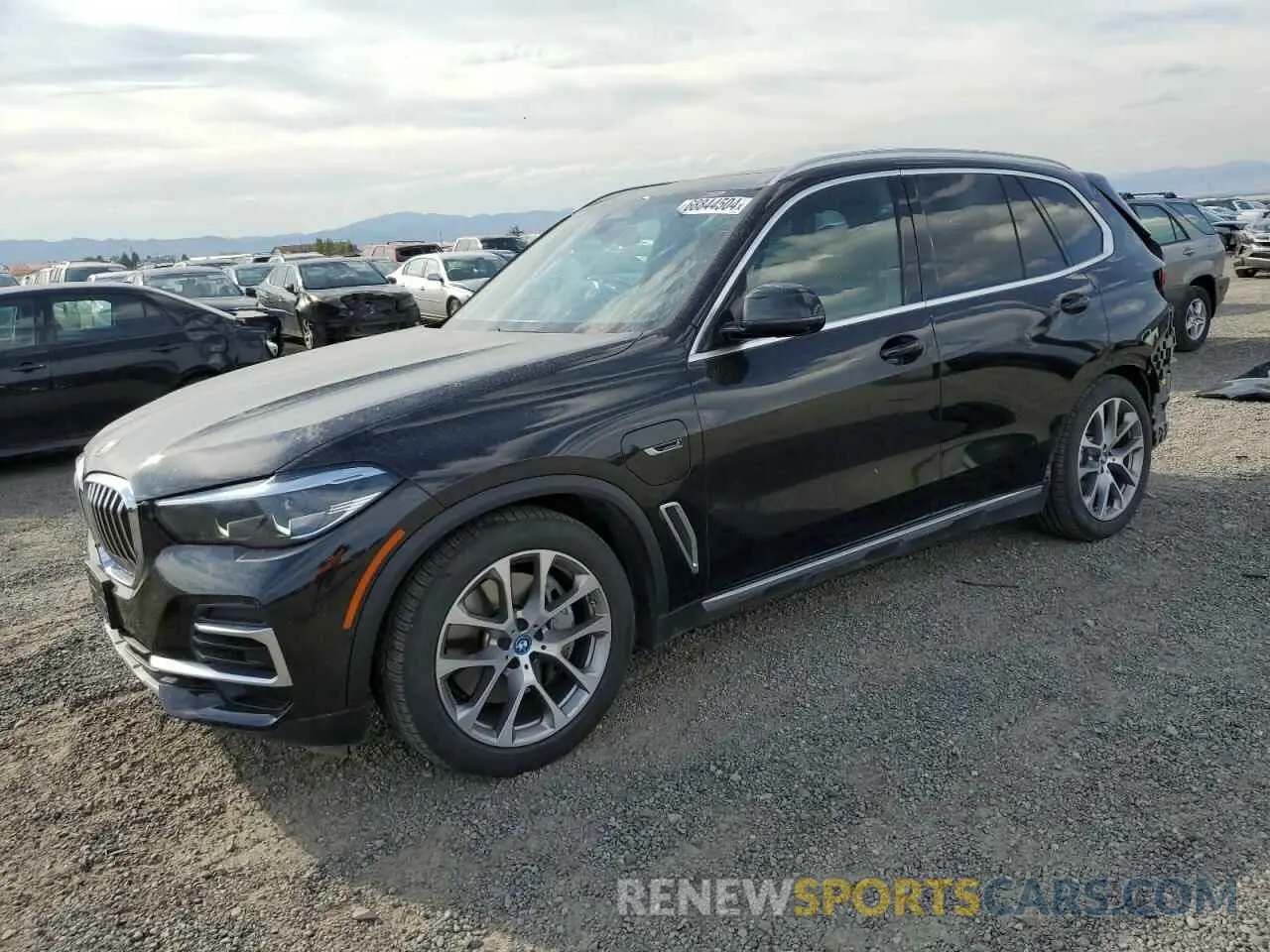 1 Photograph of a damaged car 5UXTA6C07N9M50254 BMW X5 2022