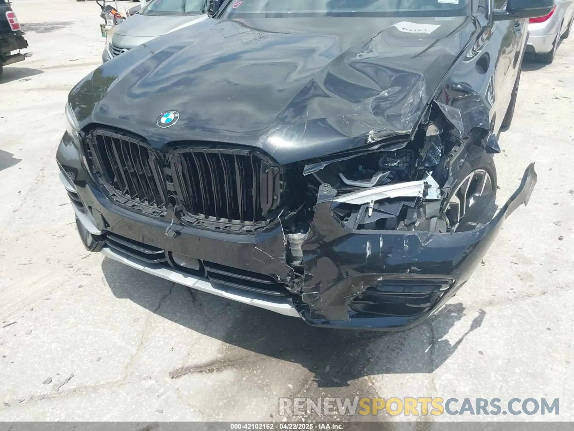 17 Фотография поврежденного автомобиля 5UXCR4C00P9P90538 BMW X5 2023