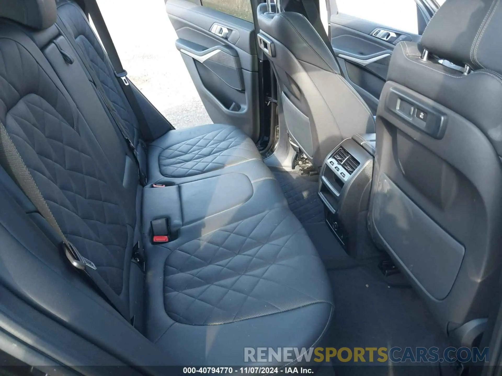 8 Фотография поврежденного автомобиля 5UXCR4C00P9R77939 BMW X5 2023