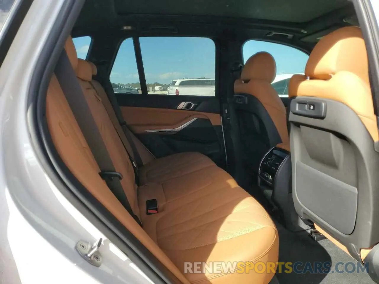 11 Фотография поврежденного автомобиля 5UXCR4C01P9N78442 BMW X5 2023