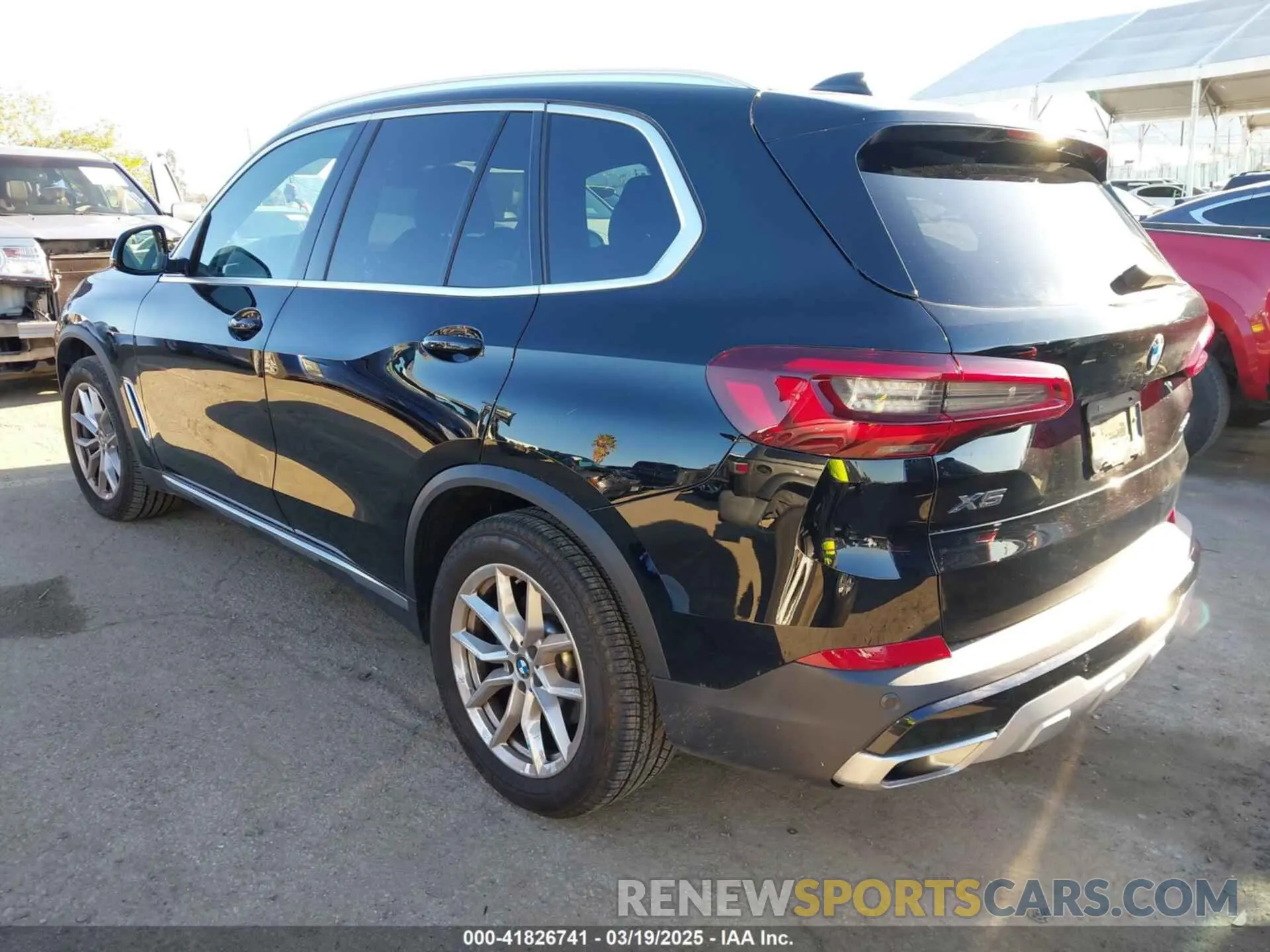 3 Фотография поврежденного автомобиля 5UXCR4C01P9R58557 BMW X5 2023