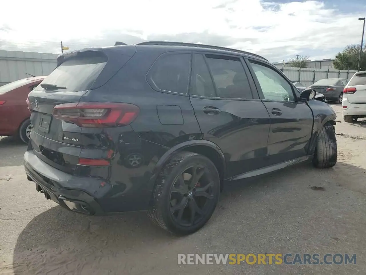 3 Photograph of a damaged car 5UXCR4C06P9N72765 BMW X5 2023
