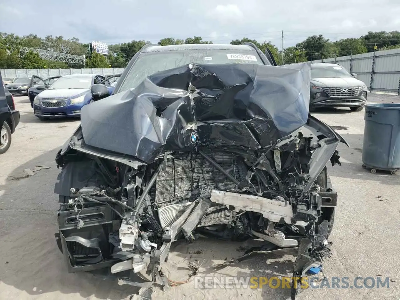5 Photograph of a damaged car 5UXCR4C06P9N72765 BMW X5 2023