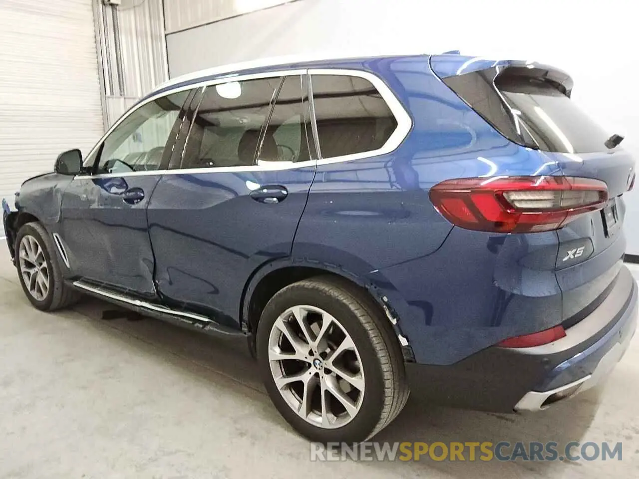 2 Photograph of a damaged car 5UXCR4C06P9P49718 BMW X5 2023