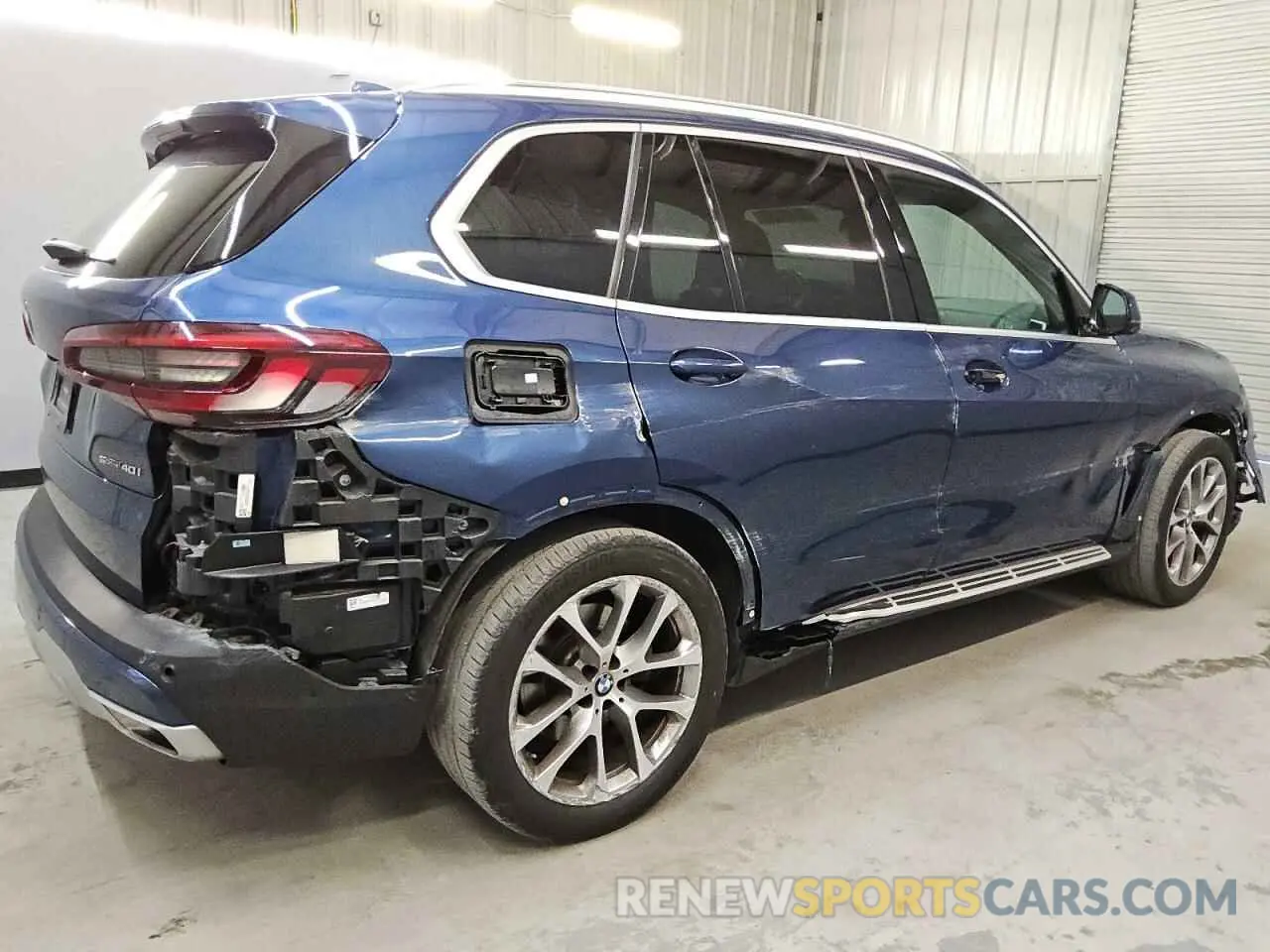 3 Photograph of a damaged car 5UXCR4C06P9P49718 BMW X5 2023