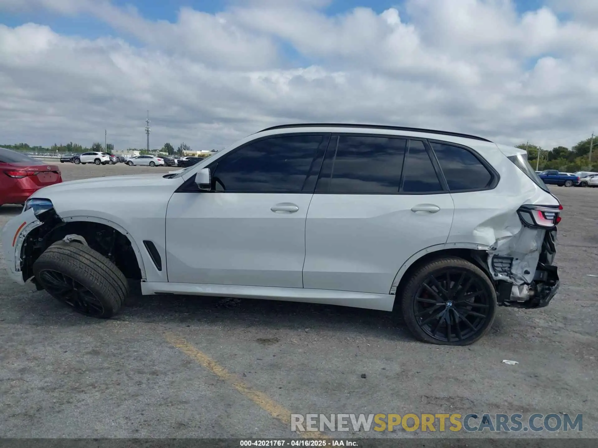 15 Фотография поврежденного автомобиля 5UXCR4C07P9R85391 BMW X5 2023