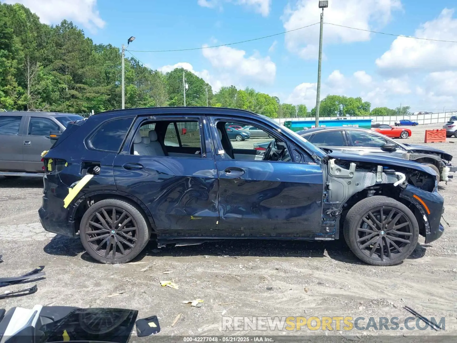 14 Фотография поврежденного автомобиля 5UXCR4C08P9R54795 BMW X5 2023