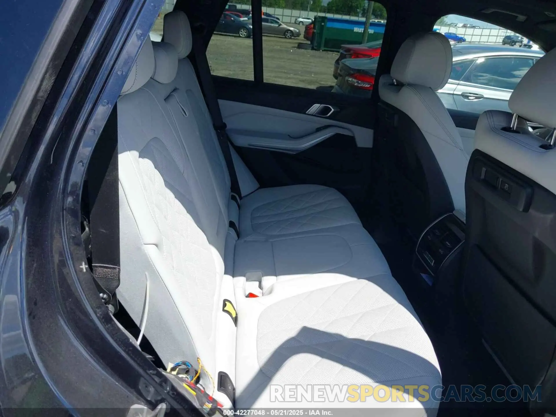 8 Фотография поврежденного автомобиля 5UXCR4C08P9R54795 BMW X5 2023