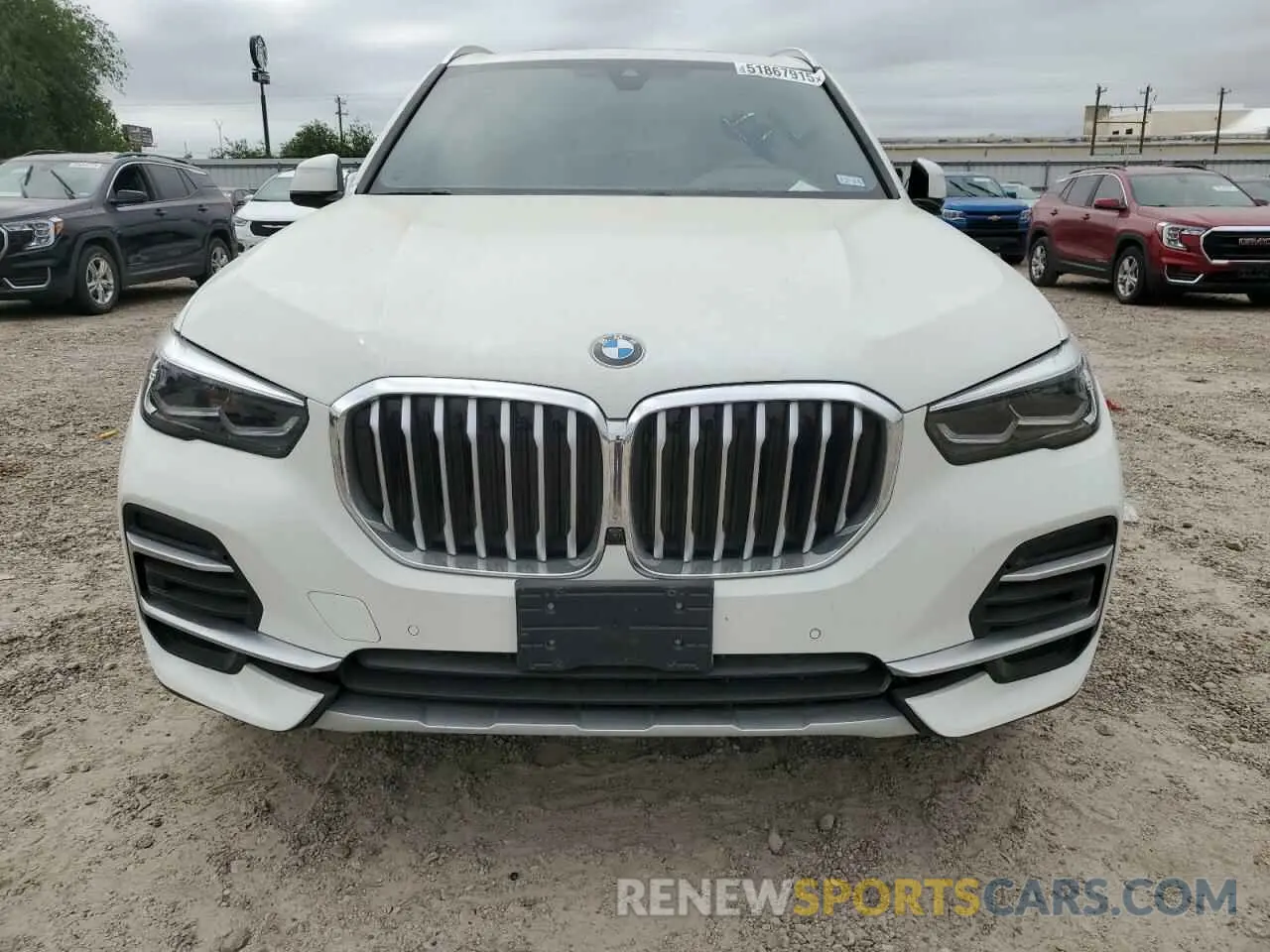 5 Photograph of a damaged car 5UXCR4C08P9R68647 BMW X5 2023