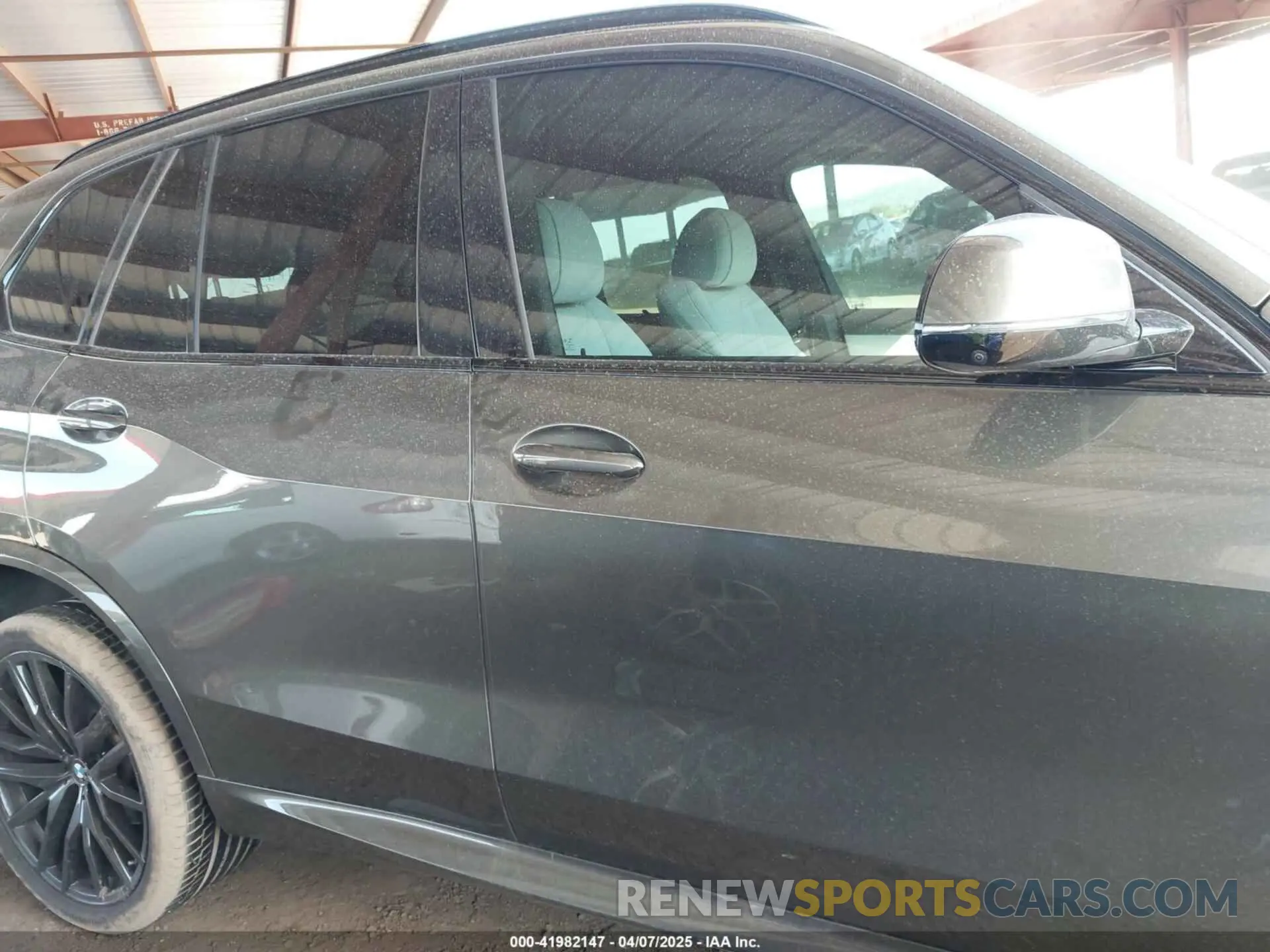 14 Фотография поврежденного автомобиля 5UXCR4C09P9P44643 BMW X5 2023