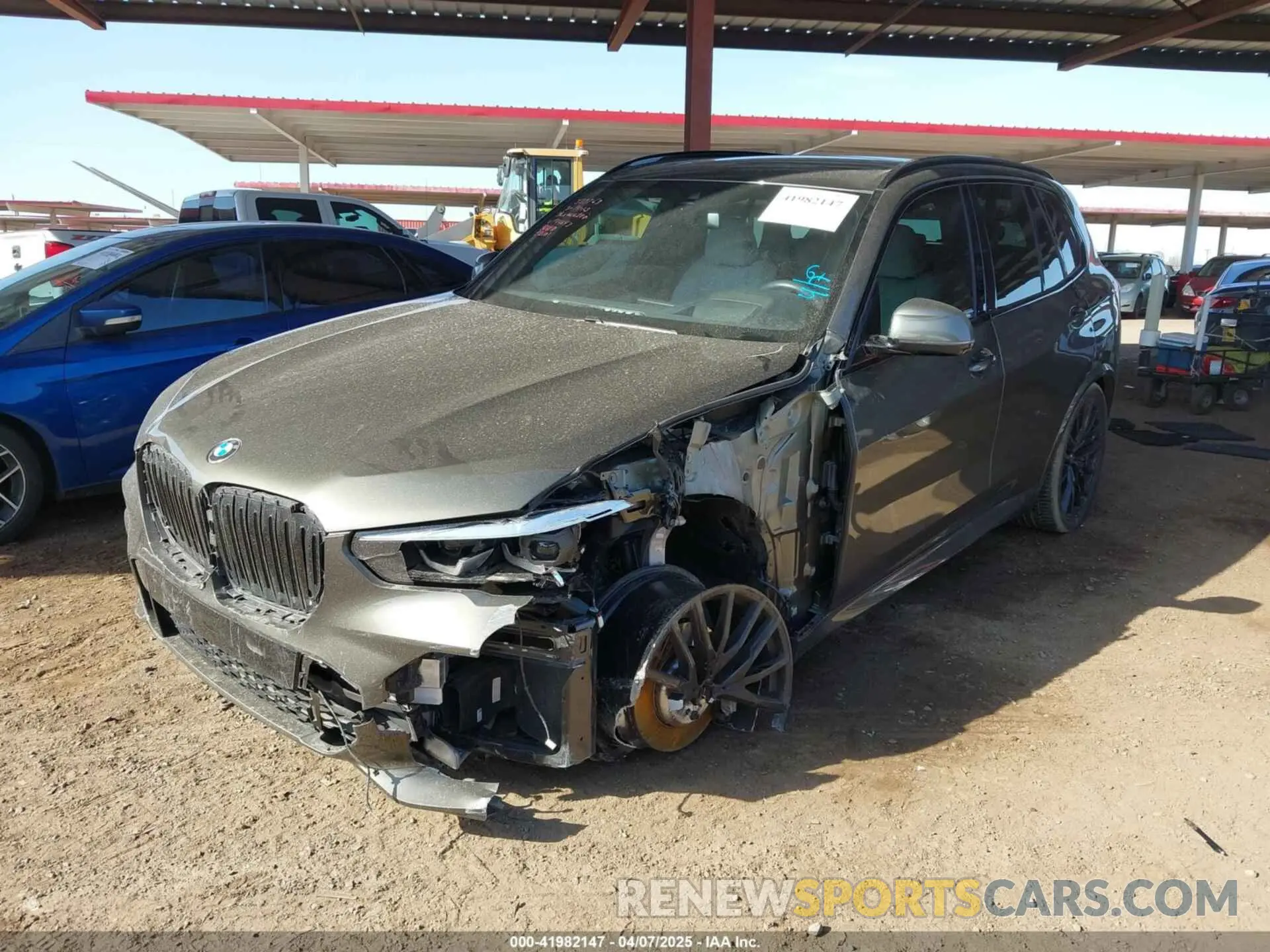 2 Фотография поврежденного автомобиля 5UXCR4C09P9P44643 BMW X5 2023