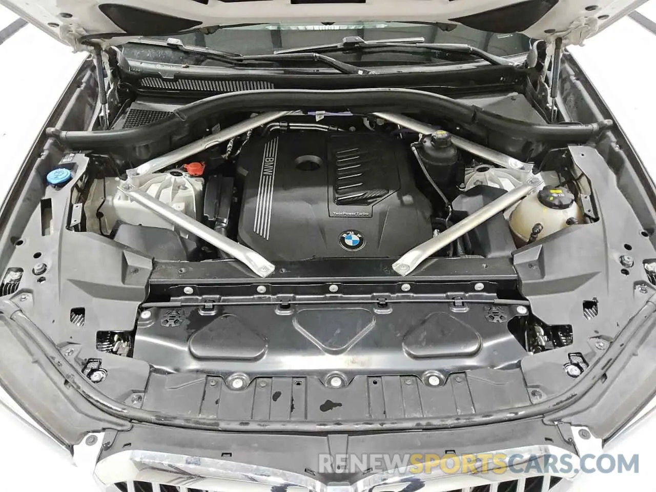 12 Photograph of a damaged car 5UXCR4C09P9P91719 BMW X5 2023