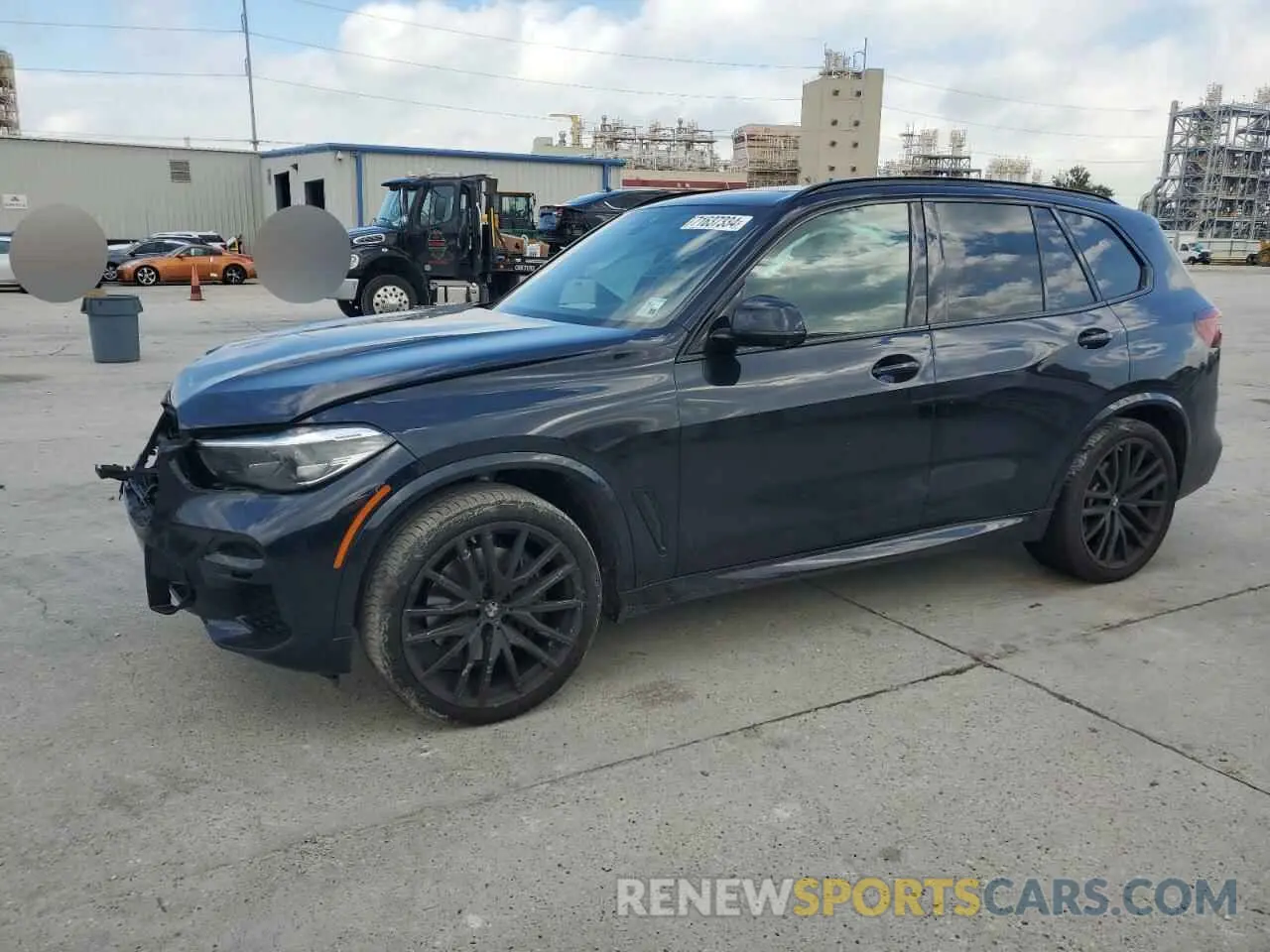 1 Photograph of a damaged car 5UXCR4C0XP9P25857 BMW X5 2023
